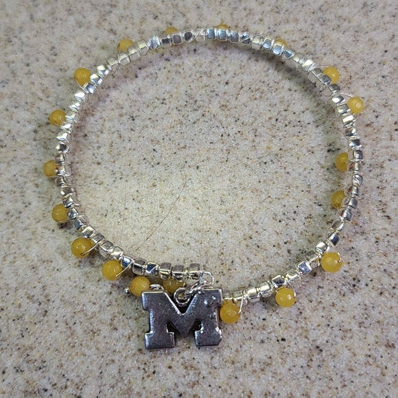 MISSOURI Team BRACELET. Silver/Yellow. ADJUSTABLE - Picture 4 of 8